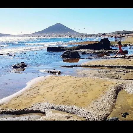 Surf House La Machacona Vandrerhjem San Isidro (Tenerife)